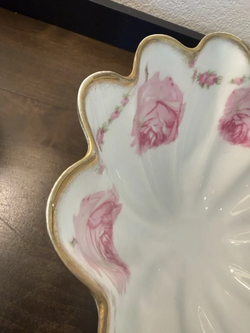 Antique c.1904-1924 Schwarzburg German Porcelain Footed Rose Bowl - Gold Trim